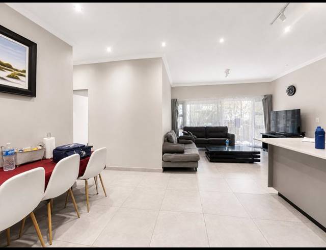 2 BEDROOM PROPERTY TO RENT IN BROOKLYN